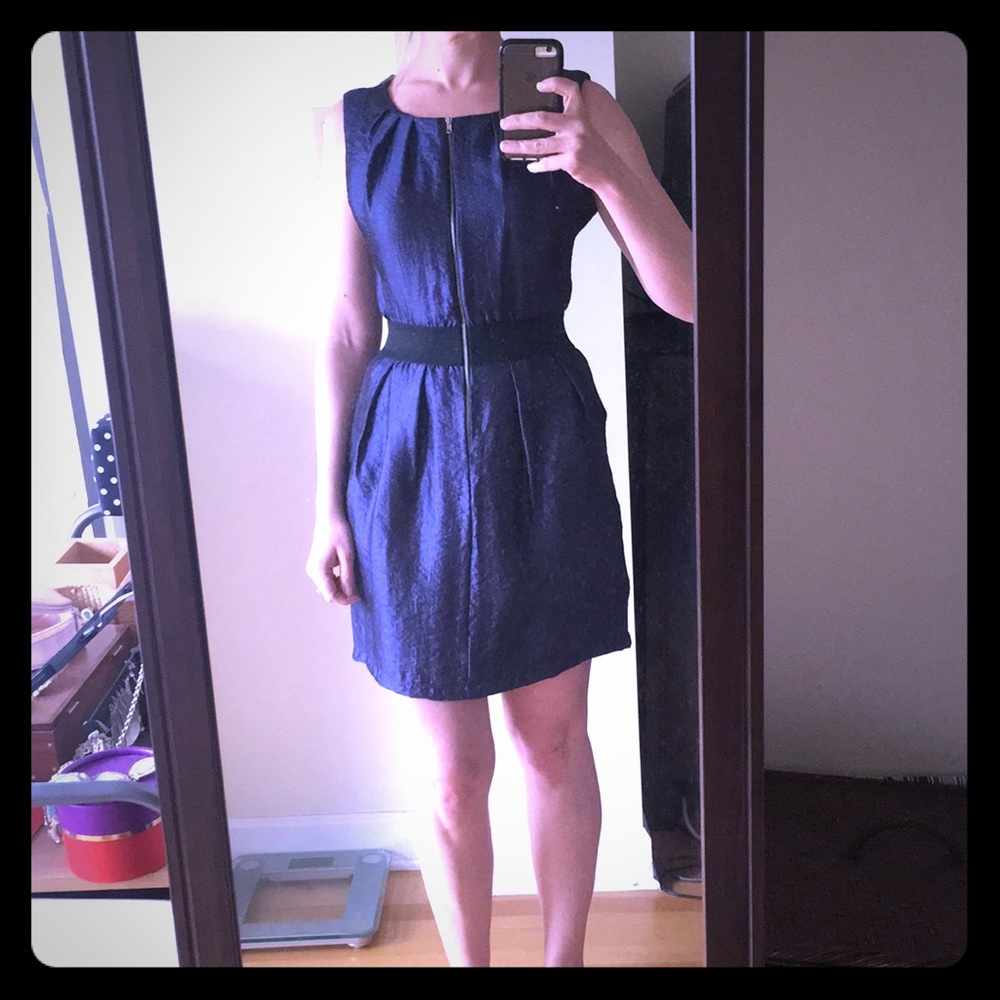 Blue dress with elastic at waist